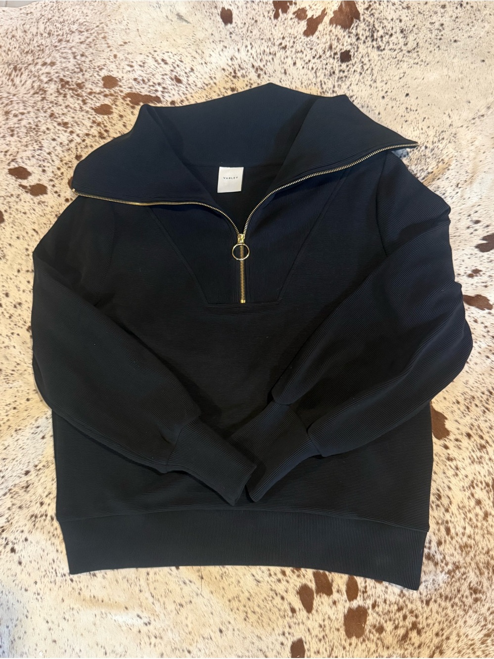 Varley Vine 1/2 Zip Black Wide Collar Sweatshirt with Gold Hardware - Picture 4 of 5